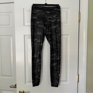 Nike Dry-Fit Camo leggings gray Small
